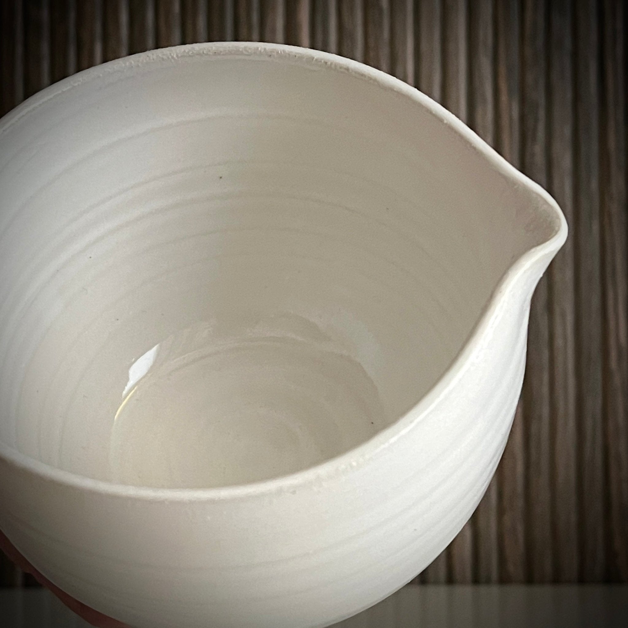 Handgemaakte chawan van Amsterdamse pottenbakkerij - The Matcha Man