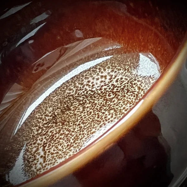 gedeelte van bordeaux matcha kom