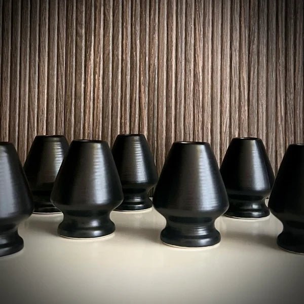 Japanse Wiskhouder Keramiek Zwart - The Matcha Man