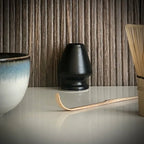 Japanse Wiskhouder Keramiek Zwart - The Matcha Man